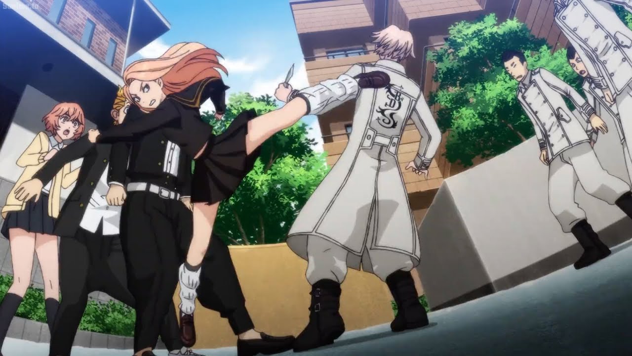 東京リベンジャーズ 聖夜決戦編 | タケミチを守るため、柚葉と八戒は兄の部下の歯を折った。Yuzuha and Hakkai hit their brother's subordinates.