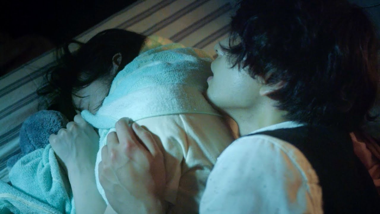 黒羽麻璃央、恋人・穂志もえかを愛しながらも芽生える嫉妬／映画『生きててごめんなさい』予告編