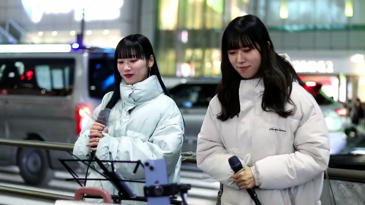 ANIMA/ReoNa  片耳にカラスムギ新宿路上ライブ