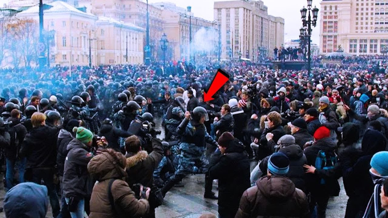 Emergency Call from the Kremlin: Great Reaction From The Russian People To Putin!