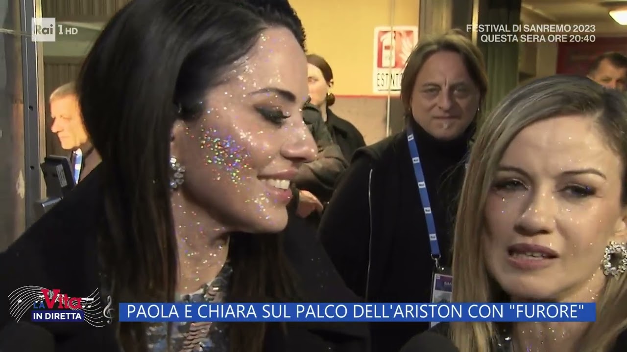Paola e Chiara sul palco dell'Ariston con Furore - La Vita in diretta - 09/02/2023
