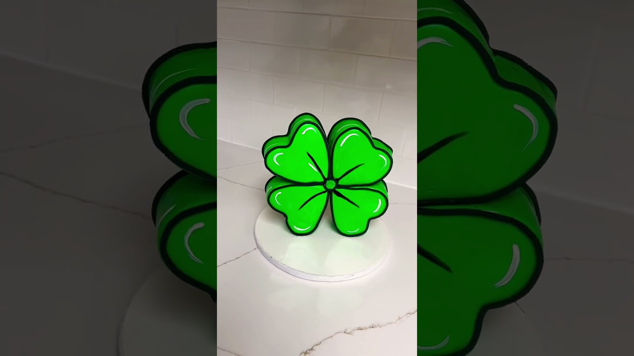 Four leaf clover cake for saint Patrick’s day