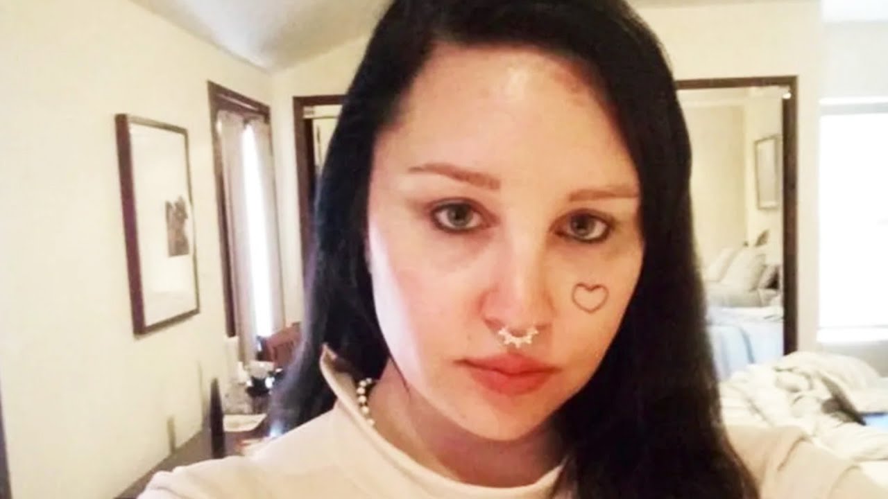 Amanda Bynes Reportedly Placed on Psychiatric Hold After Roaming Streets Naked