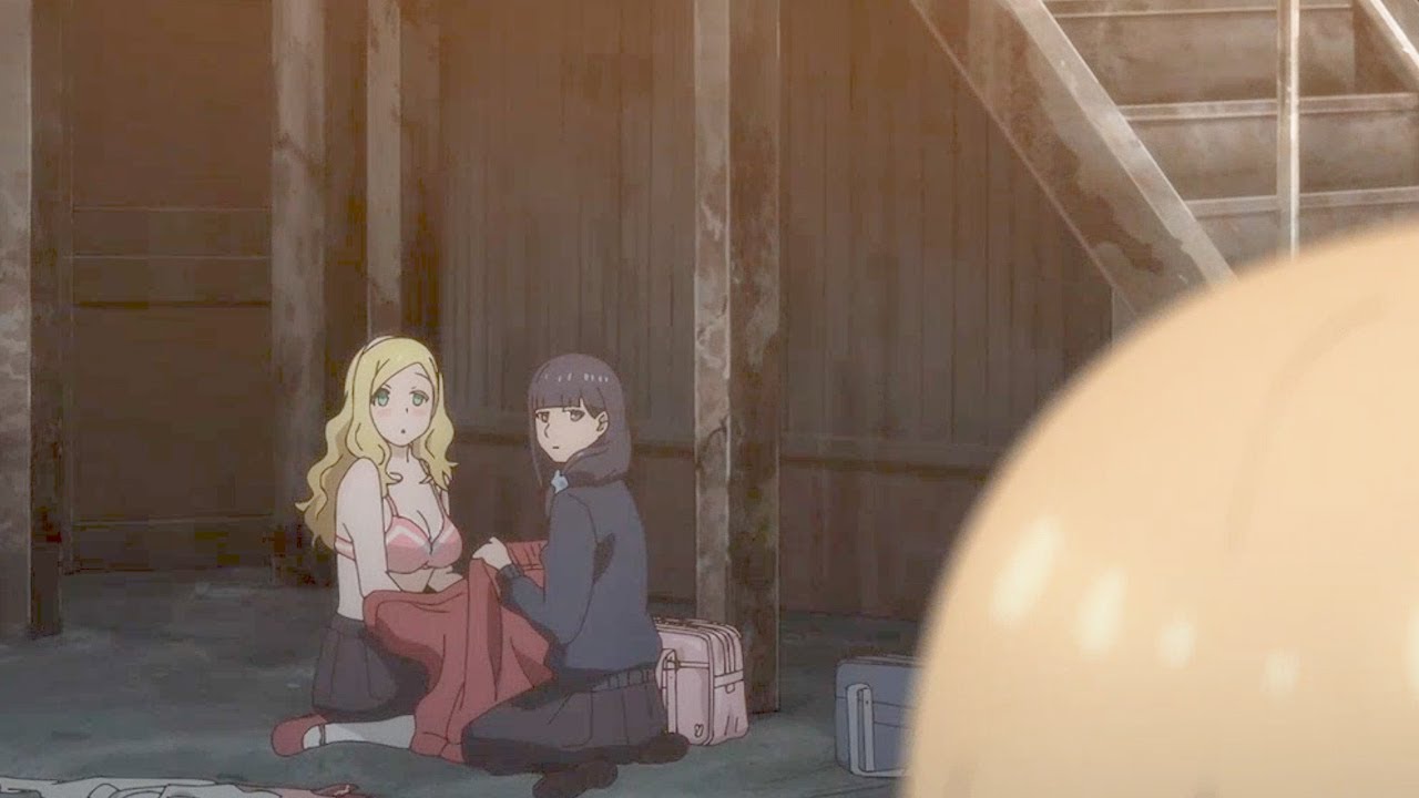 Everyone was surprised to see Carol without a shirt Ep 8 Tomo-chan Is a Girl トモちゃんは女の子