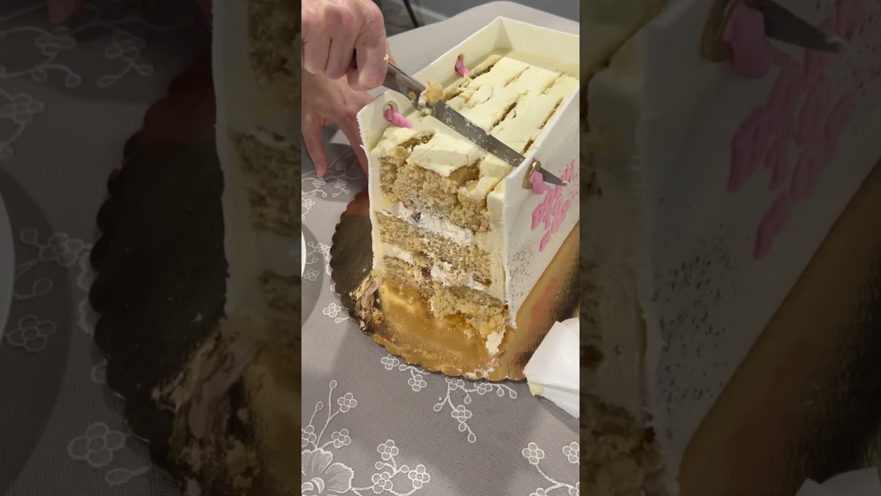 Story Saturday: I hate shoes in the house 🤷🏻‍♀️