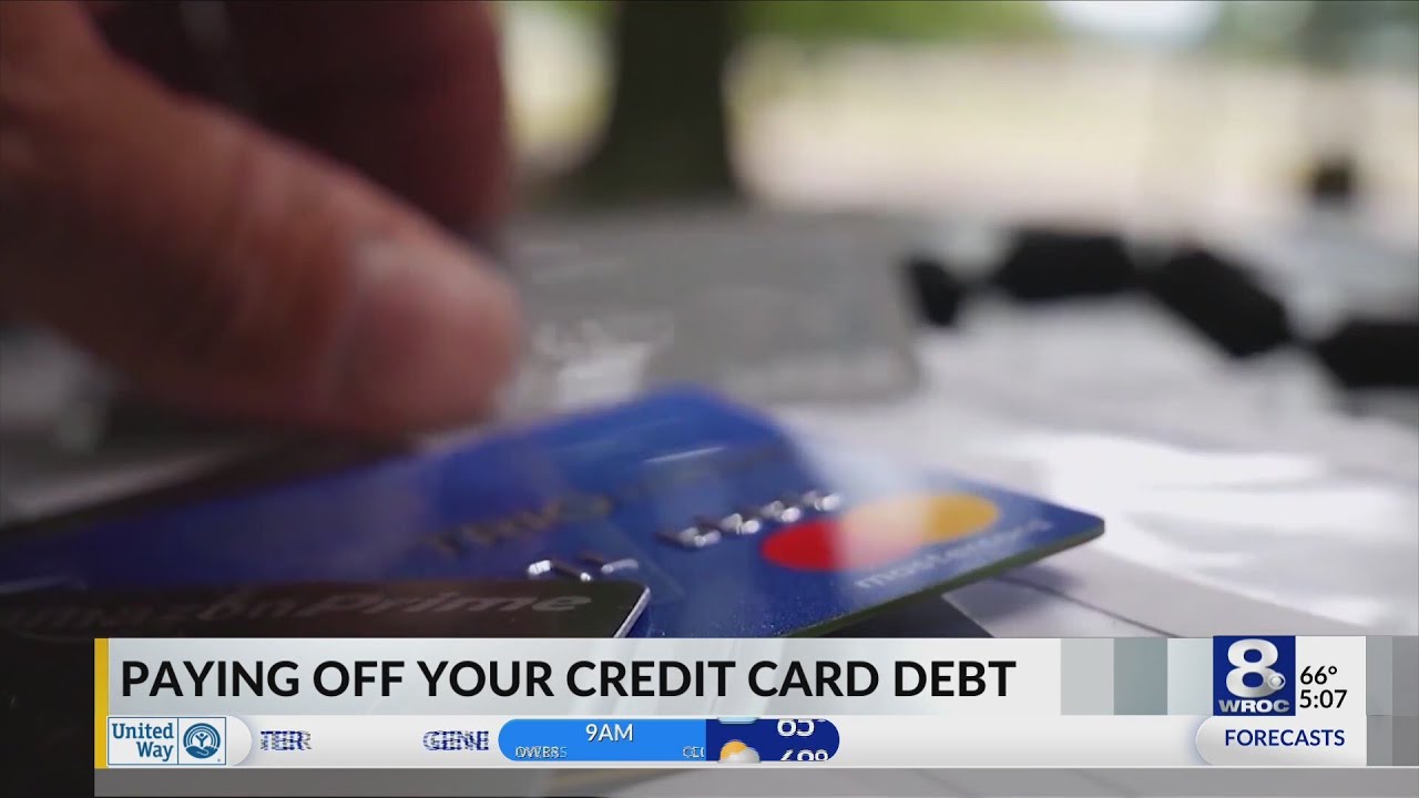 Credit card debt hits an all-time high for Americans