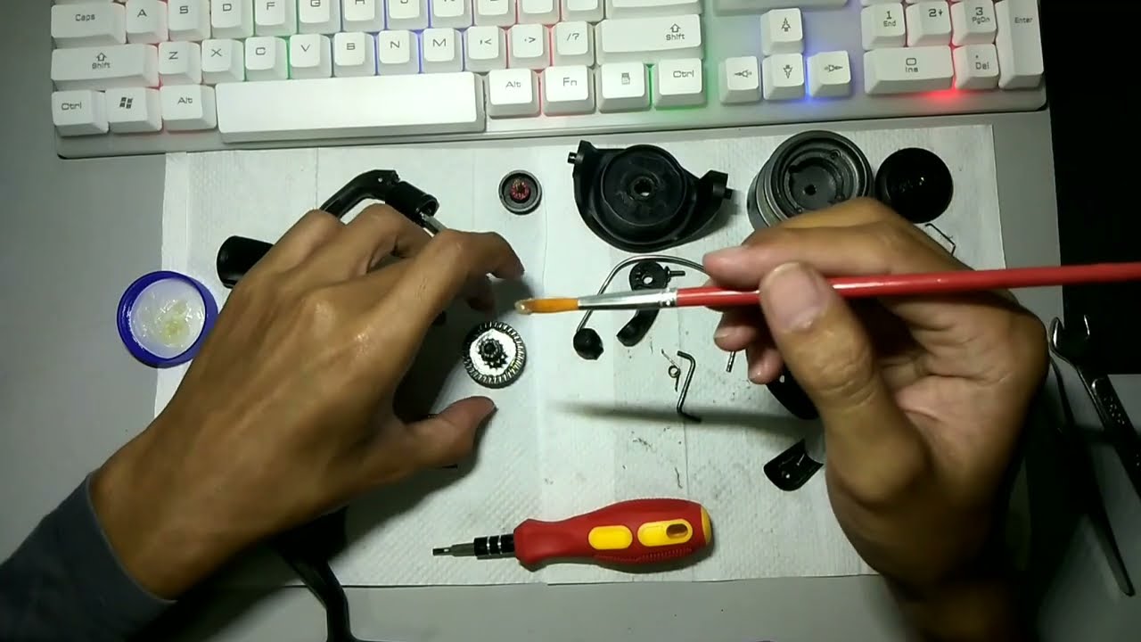 Okuma Revenger RV-25 | Maintenance and Service