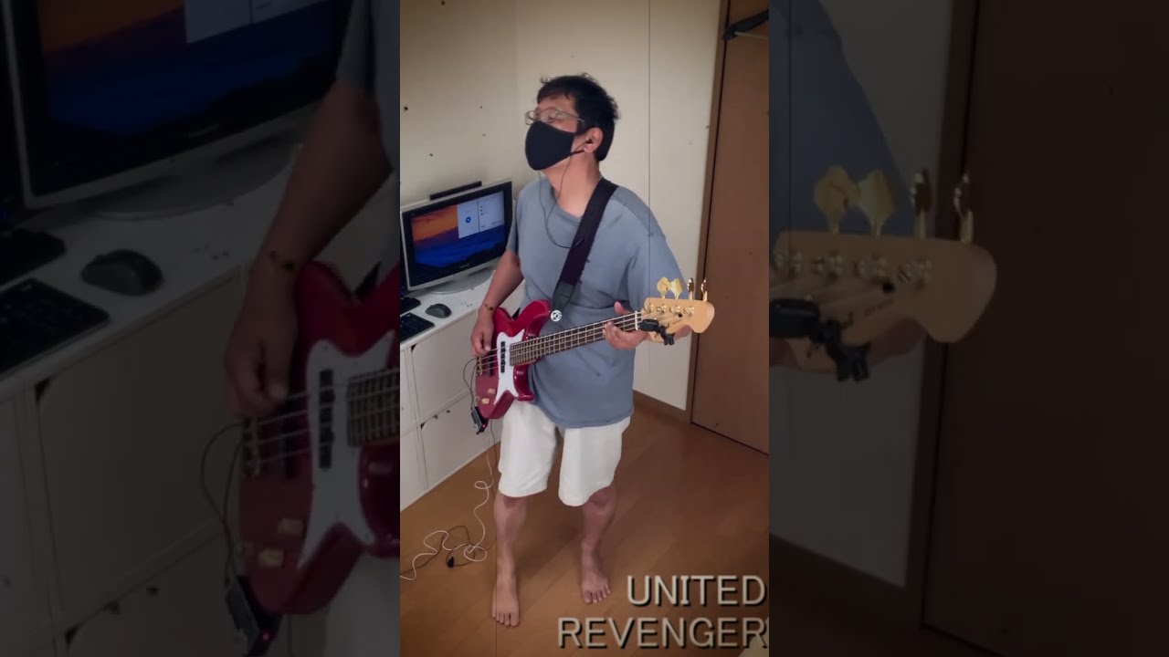 UNITED/REVENGER　BASS COVER