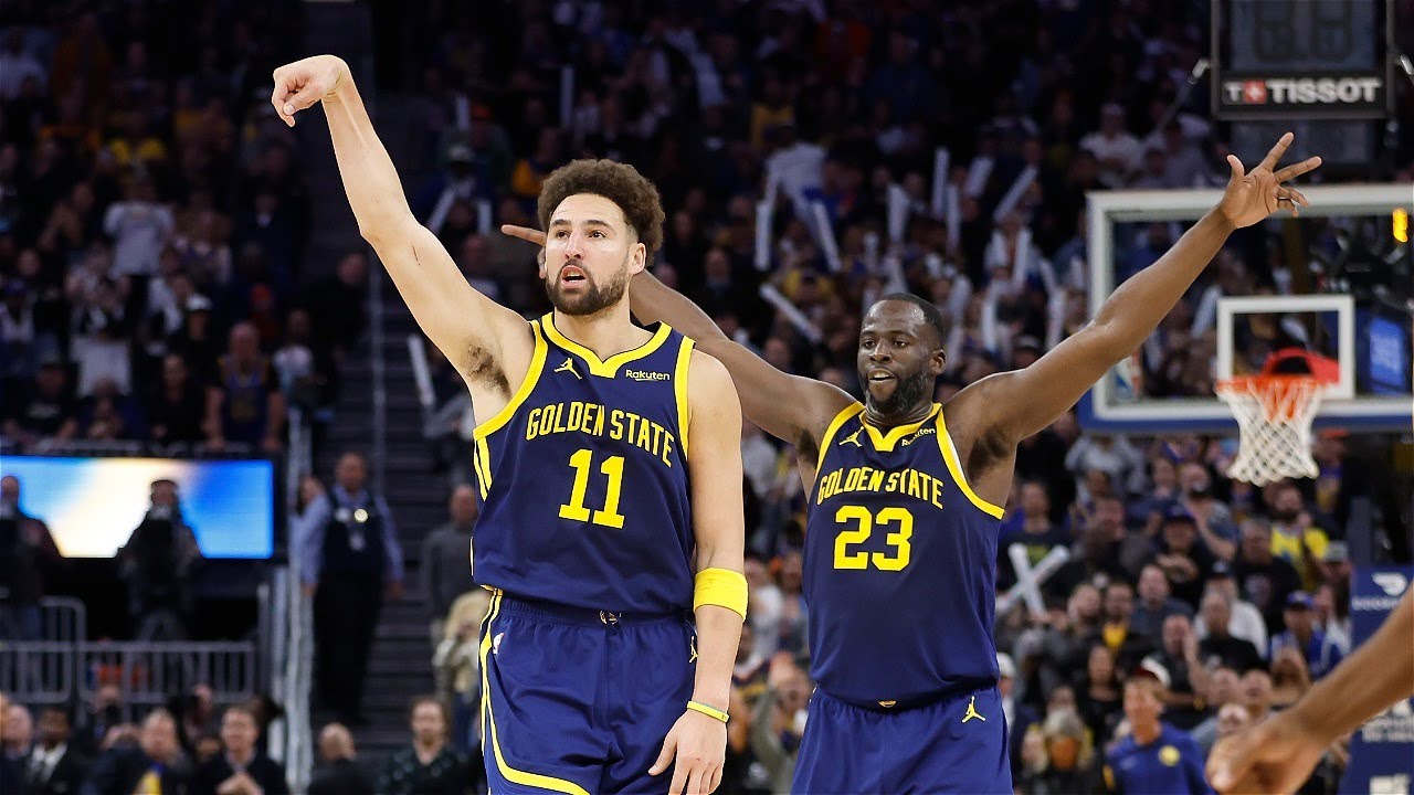 Splash Brothers TAKE OVER In The Clutch - Klay Thompson Calls GAME!