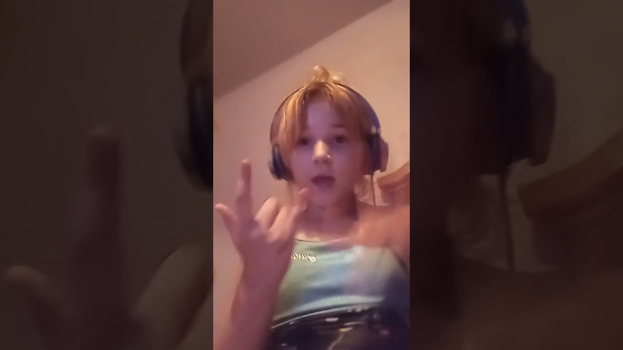 sub to aleyaholli plz make my day plzzzz ⠀      ｡ﾟﾟ･｡･ﾟﾟ｡         ﾟ。        ｡ﾟ             ﾟ･｡