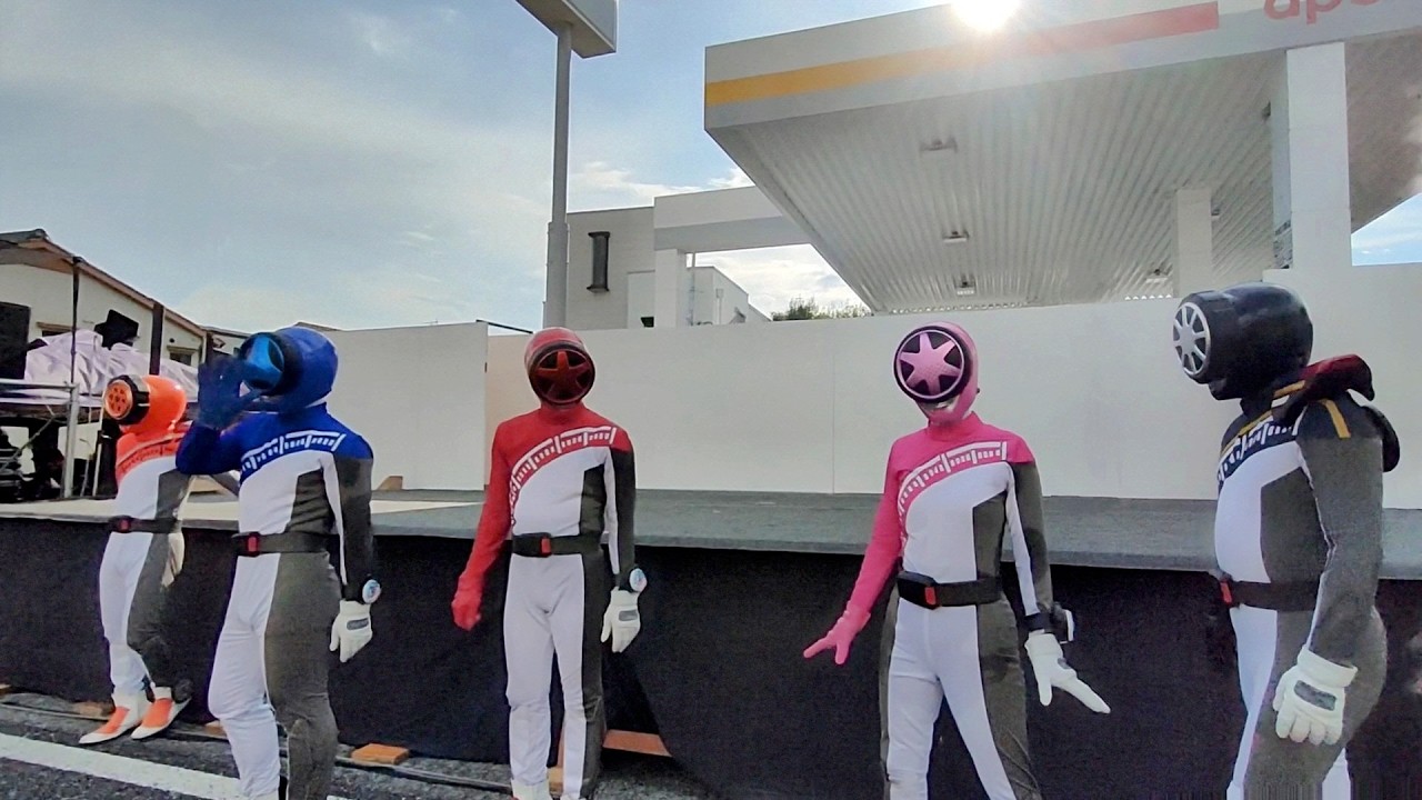 ブンブンジャーショー