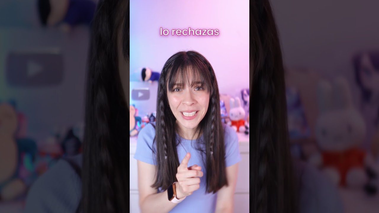 La Mitad lo Ama, la Otra Lo Odia