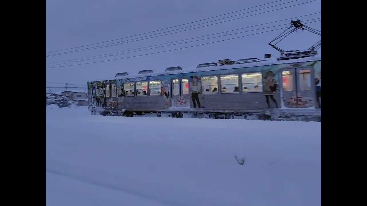 ２０２４／１２／２９（日）ＰＭ　デハ７０１１ーデハ７０２１【じいさんばあさん若返る】ラッピング　２８日Ｃパターンで車交後・列検、２９日Ａパターンで車交して運用