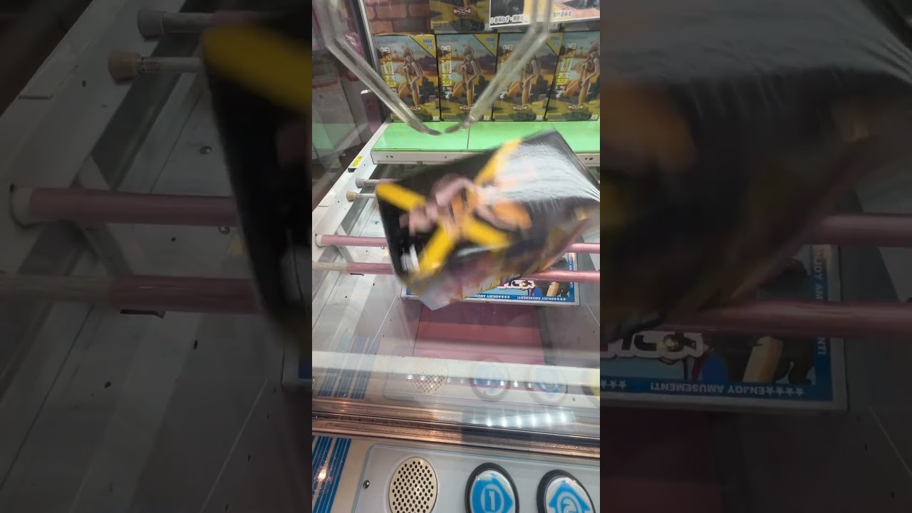 #ufoキャッチャー  パワーつよっ！余裕やろ。あれ完全落下で、、、、#ufoキャッチャー動画 #youtube #ゲーセン #戦隊大失格