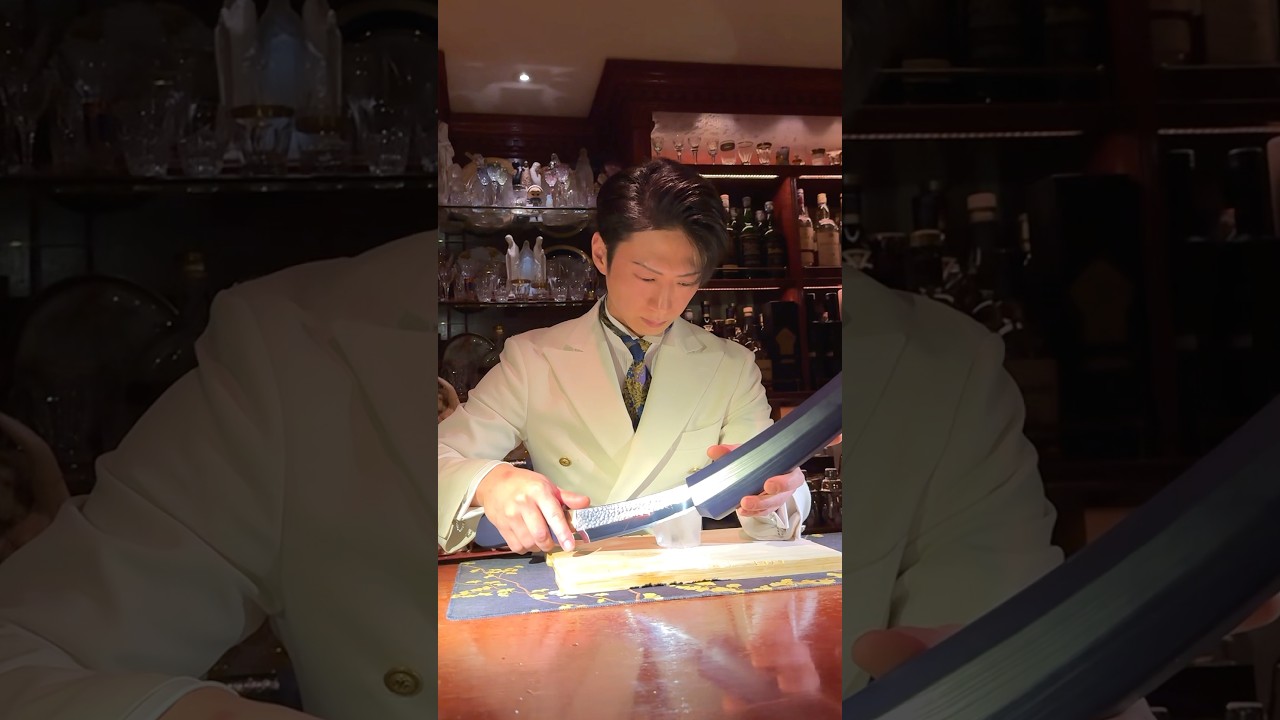 日本一のバーテンダーに選ばれたマスターの芸術的カクテル【CENTIFOLIA：東京 麻布十番】