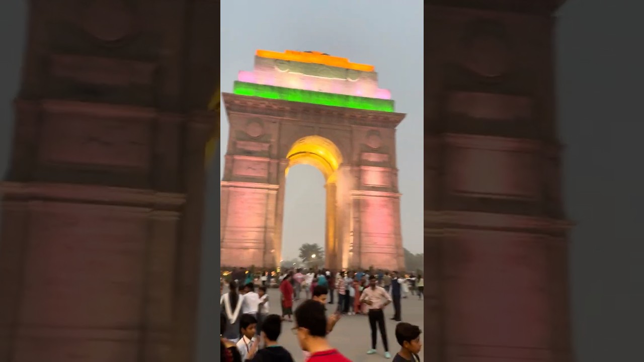 Visiting The India Gate - Day and Night - New Delhi, India