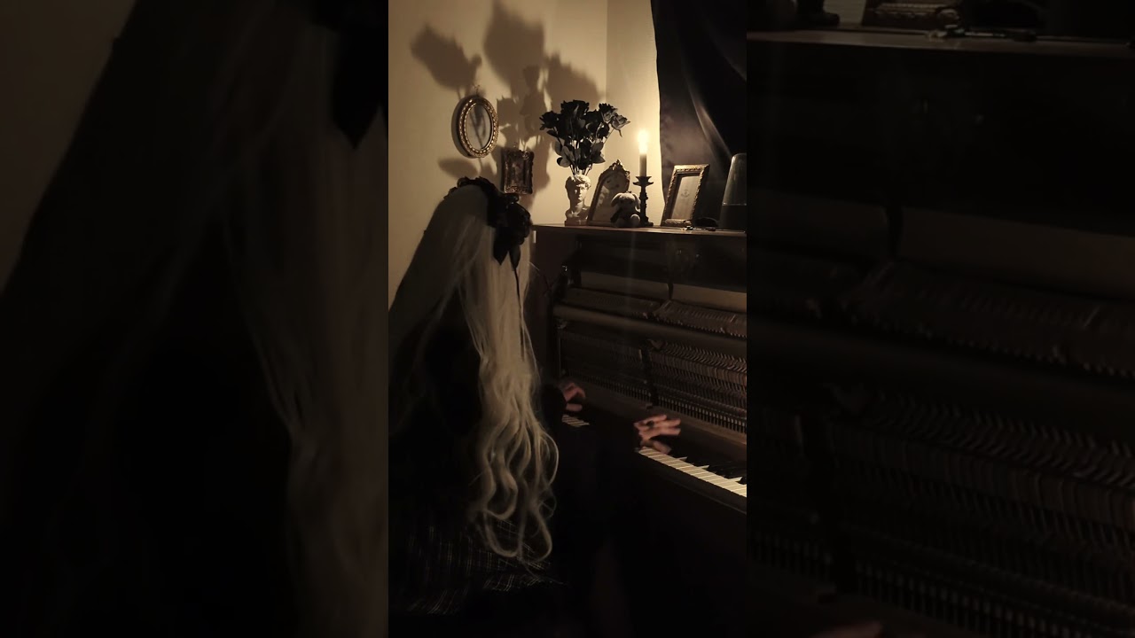 世紀のショーの幕開け　#黒執事 #blackbutler #kuroshitsuji #piano #music #ピアノ #gothic  #ゴスロリ #ゴシックロリータ #ロリータ