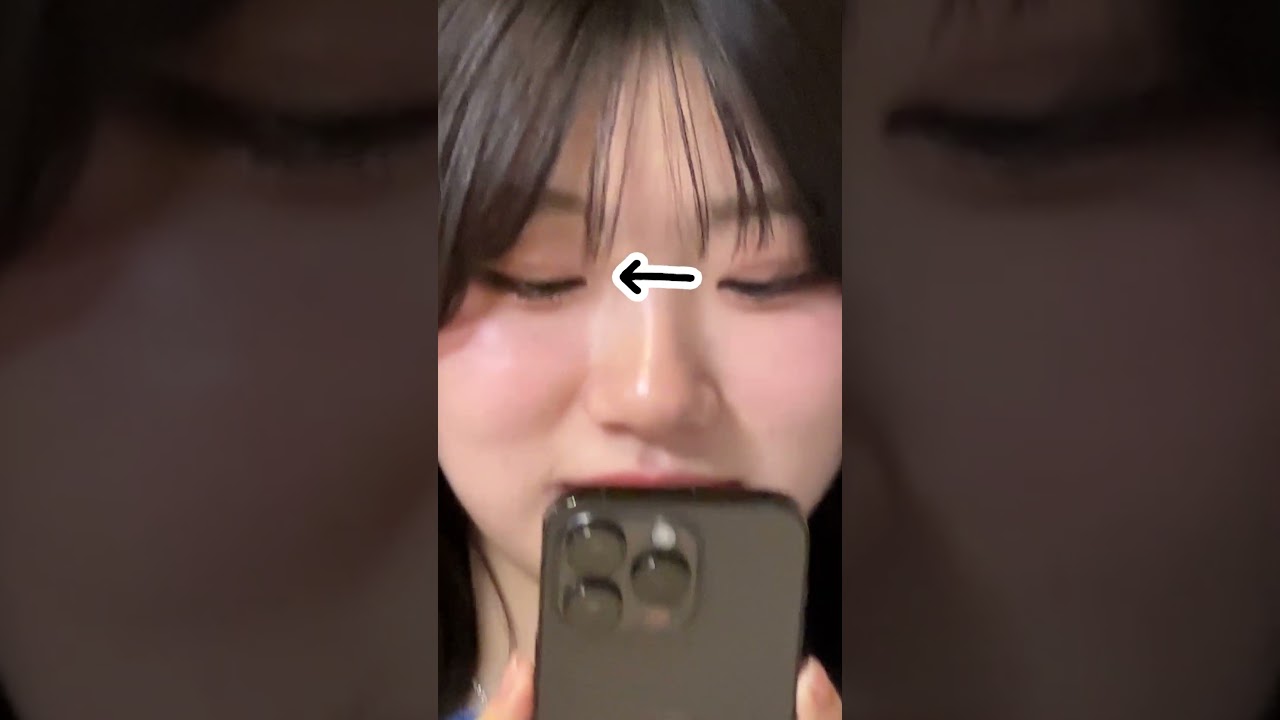 5メートル離れた場所でもスマホで何を見ているか当てる方法（？）#Shorts