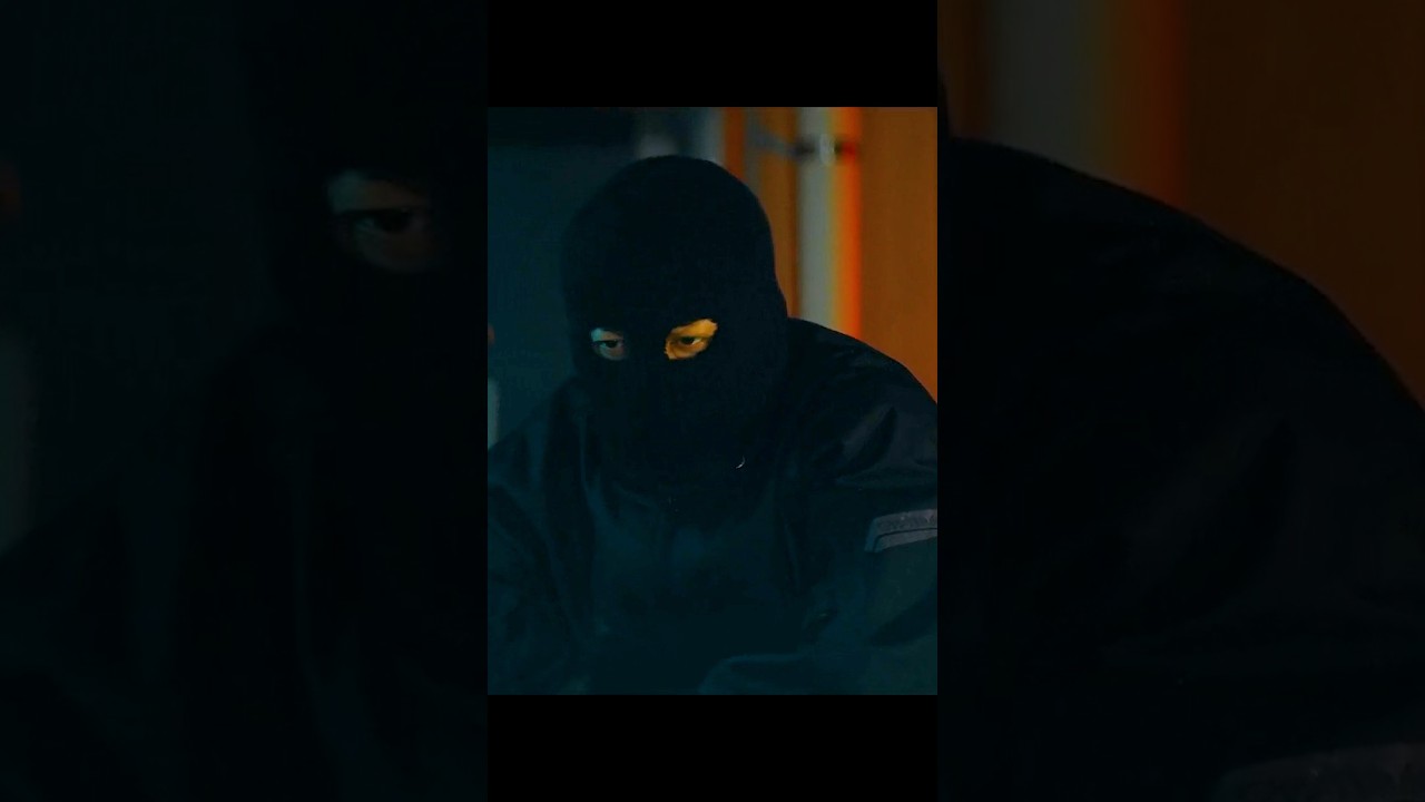 ザ・ファブル/「正義のためなら…追加の任務もやり遂げる？🤔」#映画 #drama  #shorts  #movie