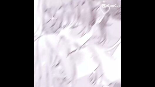 この2人はいつ見てもてぇてぇ💕#ささ恋 #ささやくように恋を唄う #てぇてぇ #マンガ #おすすめ漫画 #キス #キスシーン #添い寝 #カップル