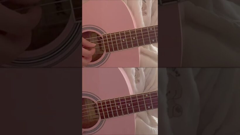 フル画面版⤴︎ Magic short ver. Cover #異世界の沙汰は社畜次第 #弾き語り #ギター #cover #kobore #弾き語り女子