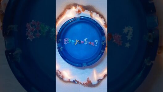 #a子「Turn It Up」OUT NOW    TVアニメ「#ダーウィン事変」エンディング主題歌