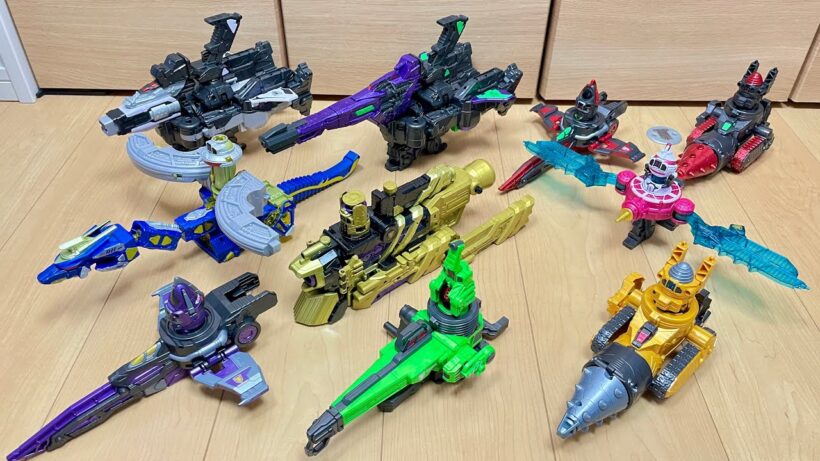 【ProjectR.E.D超宇宙刑事ギャバンインフィニティ】宇宙といえば汽車⁉️エクスプレスギャバリオンと全ギャバンDX玩具で遊んでみた
