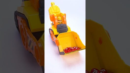 Experience Cool Paw Patrol Rubble and Crew, Bark Yard Deluxe Bulldozer Construction Truck #pawpatrol